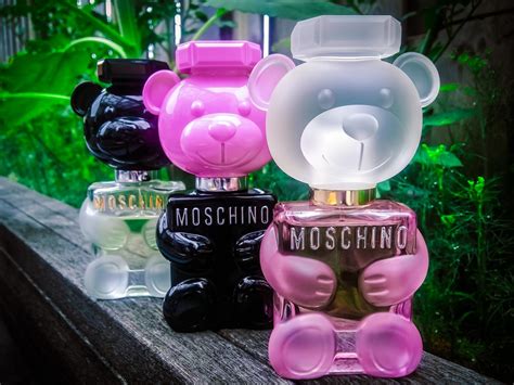 perfume nuevo 2018 moschino